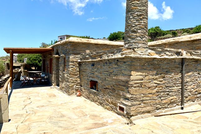 Villa for sale in Zaganiaris, Andros, Cyclade Islands, South Aegean, Greece