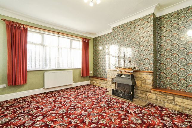 3, Moorland Crescent, Ilkley photo 4