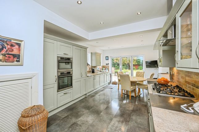 4, Sunningdale Drive, Merseyside photo 3