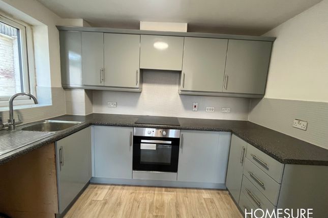 15, Lowbridge Court, Liverpool photo 3