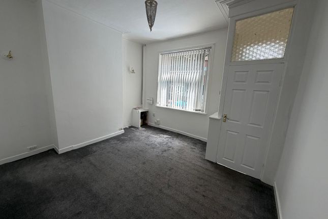26, Albert Street, Oldham photo 2