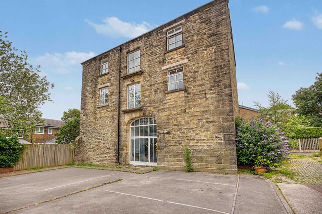 1-bed flat on Turner Street, Macclesfield, £139,950