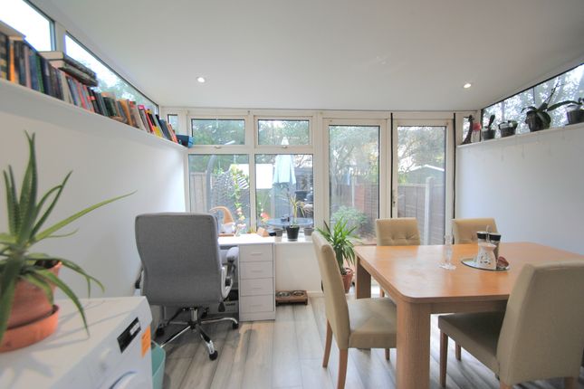 38, Falcon Avenue, Grays photo 3