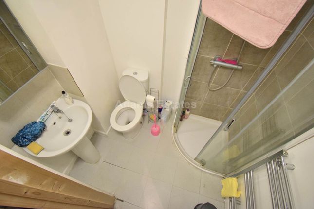 16, Amity Road, Reading photo 5