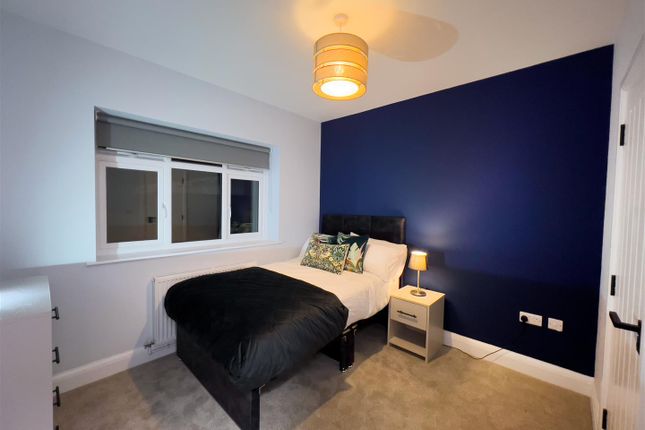 Bed 2.Jpg