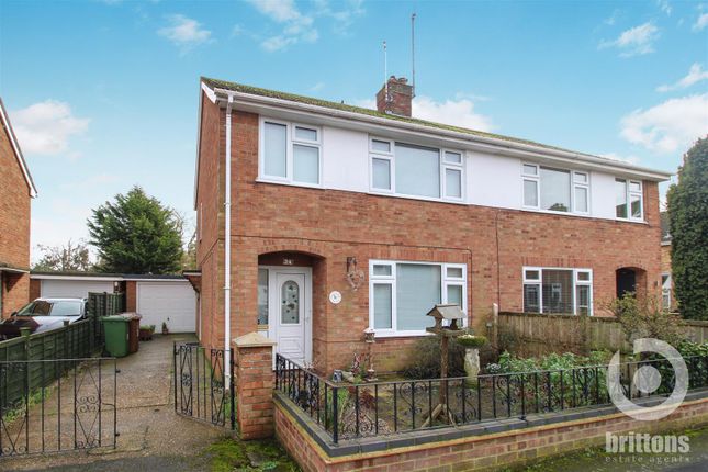 Thumbnail Semi-detached house for sale in Adelaide Avenue, King's Lynn