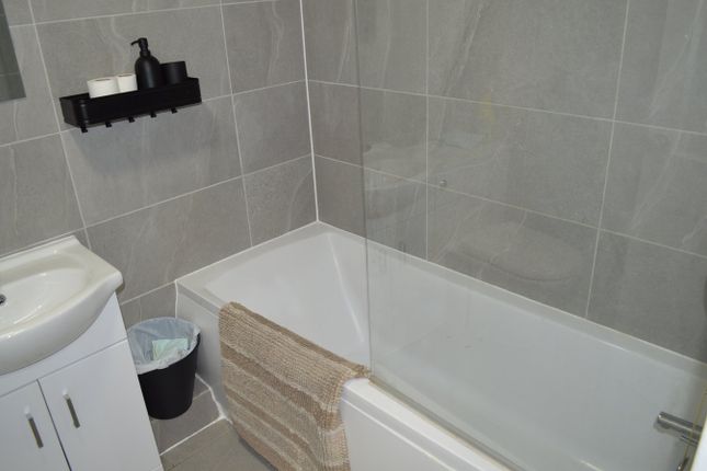 Sapphire House, Ferro Road, Rainham photo 4