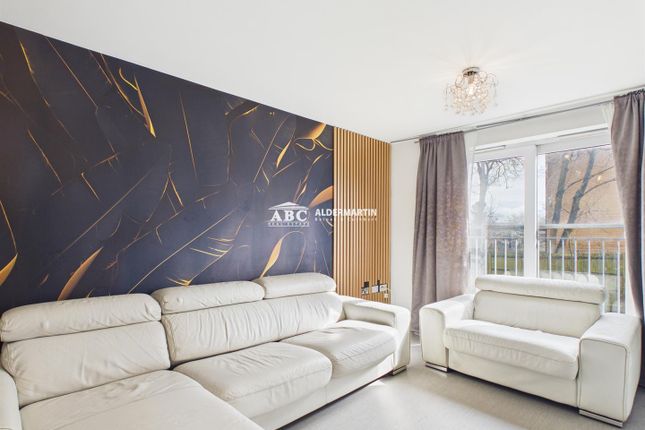 Flat 13, Jupiter Court, 10, Cameron Crescent, Edgware photo 3