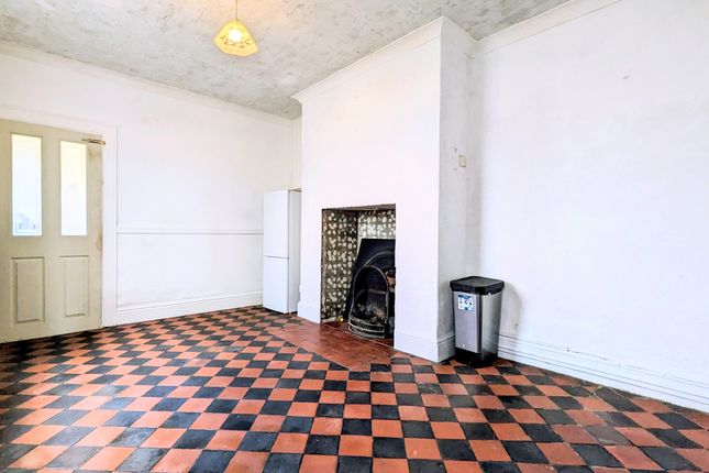 8 Park Terrace, Merthyr Tydfil photo 4