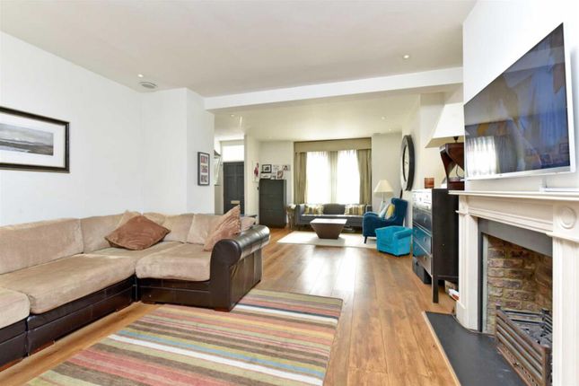 12, Roskell Road, Putney photo 2