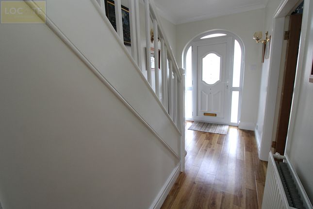 3 Cranford Road, Flixton photo 4