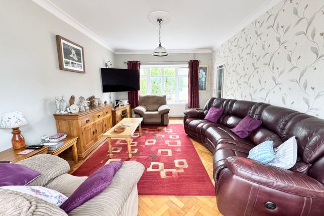 125, Bardon Road, Coalville photo 2