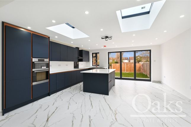 5-bed house on 12, Ashburton Avenue, Surrey, £700,000