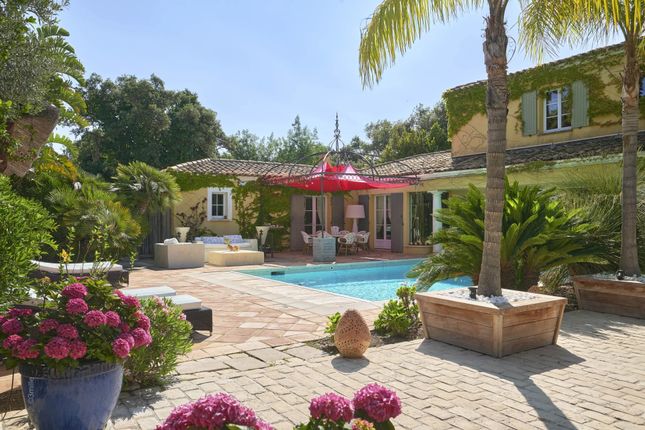 Villa for sale in La Croix Valmer, St. Tropez, Grimaud Area, French Riviera