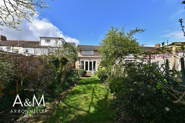 Semi-detached house for sale in Fencepiece Road, Ilford