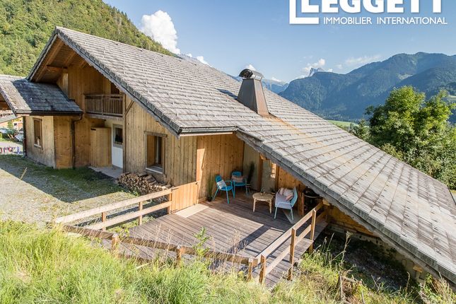 Thumbnail Villa for sale in Samoëns, Haute-Savoie, Auvergne-Rhône-Alpes