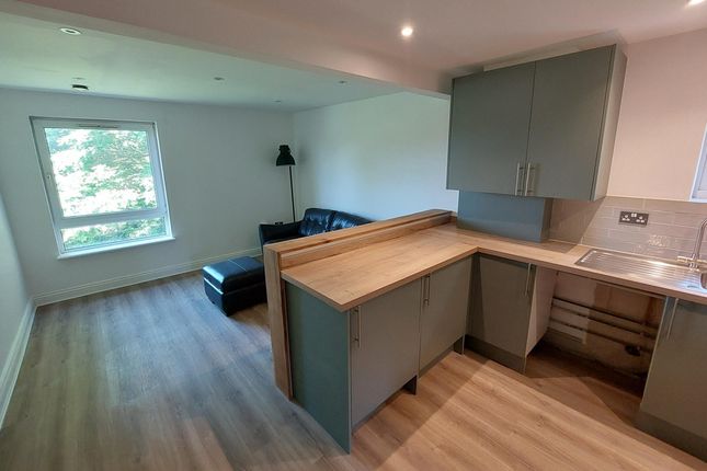 Peel Close, Heslington, York photo 4