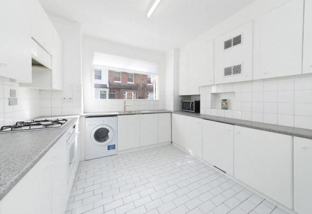 Thumbnail Terraced house to rent in Gastein Road, London