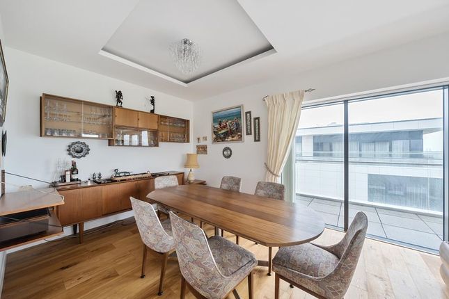 27 CAPE CROSS HOUSE, Newbury, Newbury photo 3