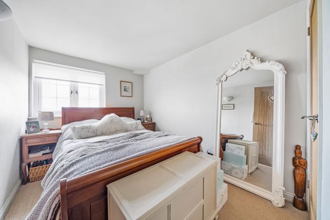 End terrace house for sale in Canterbury Road, Faversham