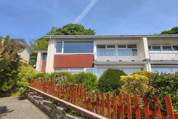Flat to rent in Quarry Gardens, Penzance