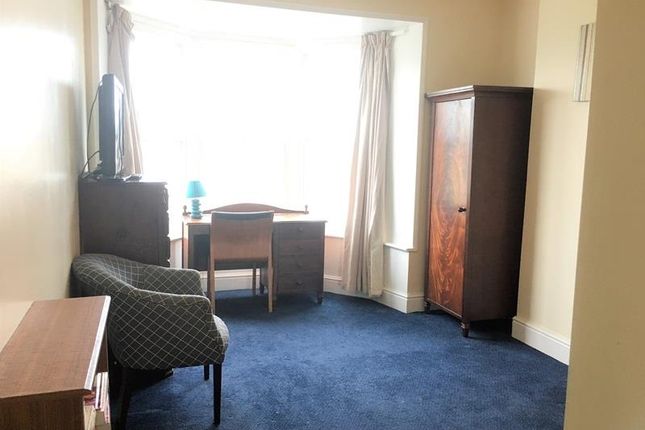 Flat 3, Trefdraeth, North Road, Aberystwyth photo 5