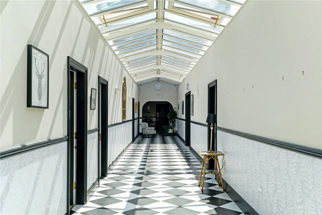 Annexe Hallway