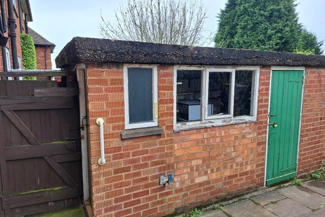 Terraced house to rent in Gibbons Road, Four Oaks, Sutton Coldfield