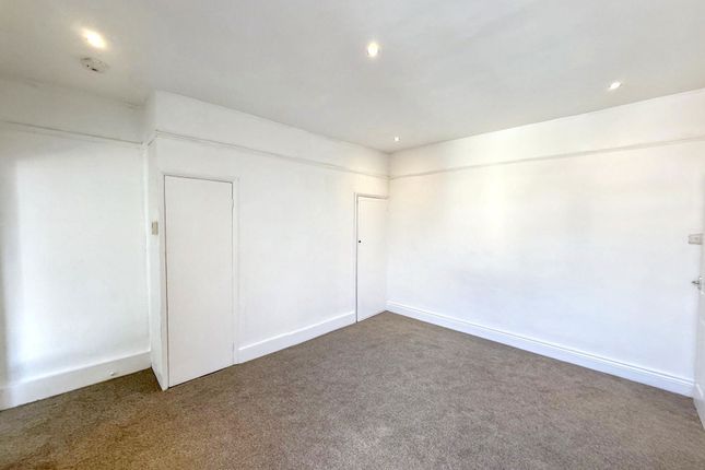 5, Burdon Terrace, Bedlington photo 3