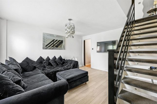 25, Wellington Road, North Weald photo 4