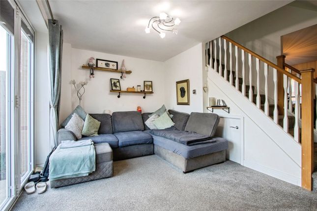 9, Staithes Drive, West Yorkshire photo 2