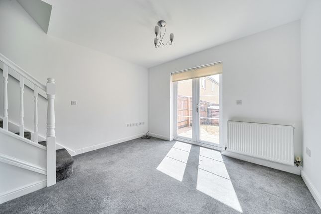 35, Elmhurst Way, Carterton photo 4