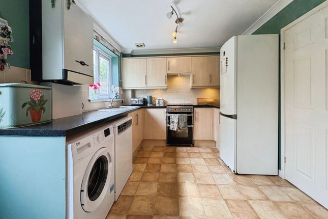 3 Collins View, Nancegollan, Cornwall photo 2