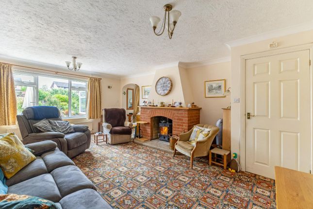 Trevone, Gomeldon Road, Salisbury photo 4