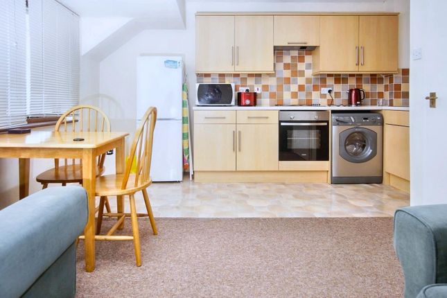 12 Camden F3 Kitchen.Jpeg
