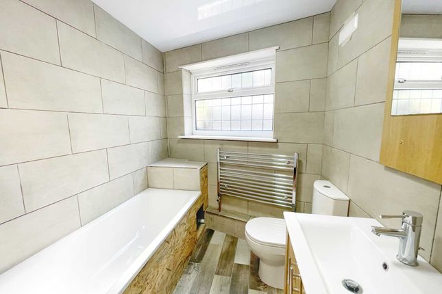 45, Sidney Road, Rochester photo 3