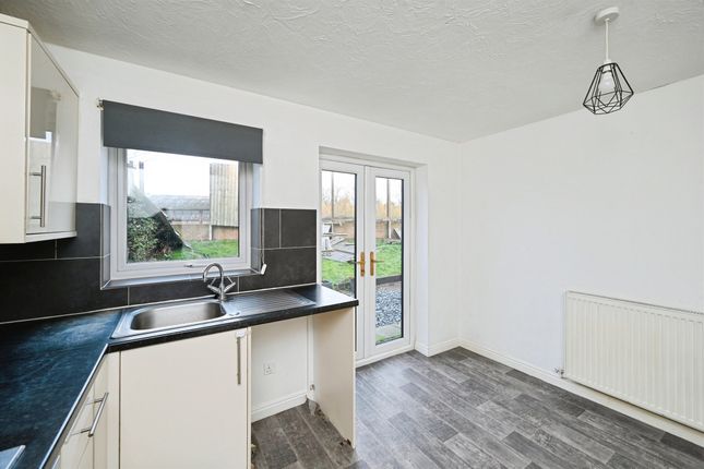 31, Overmoor View, Alfreton photo 4