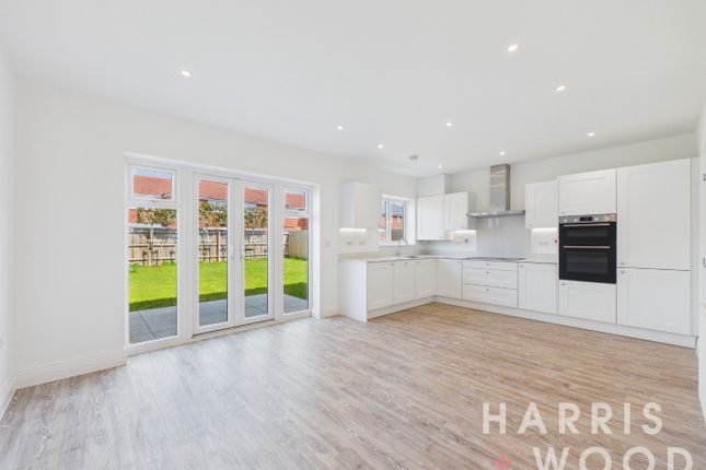 Ayletts Green, The Marron, 19 Petley Way photo 2