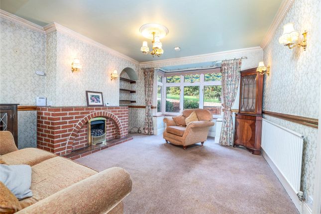 6, Laund Nook, Derbyshire photo 2