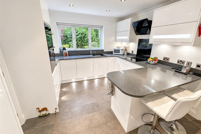 12A, Beech Close, Kettering photo 4
