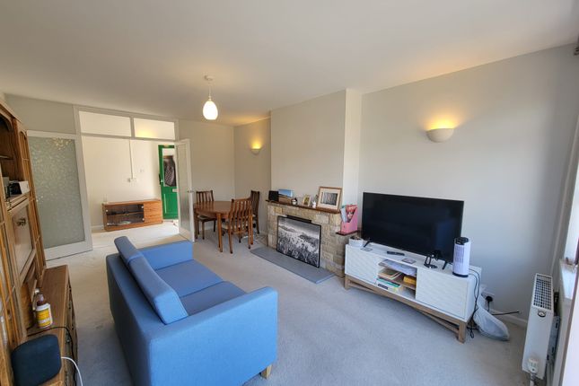 56, York Crescent, Claydon, Ipswich, Suffolk, IP6  photo 2