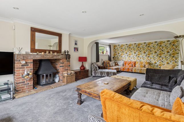 59, Aston End Road, Hertfordshire photo 4