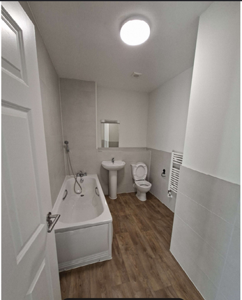 30, Weston Way, Eastleigh photo 5