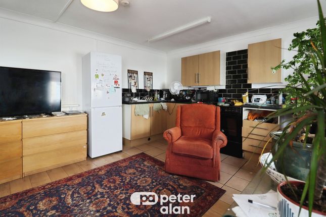 34a, Railway Street, Cardiff photo 4