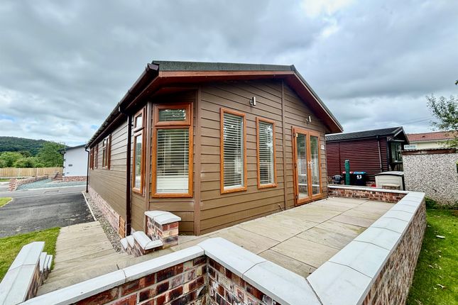 41, Helsby Park Homes, Chester Road, Frodsham photo 3
