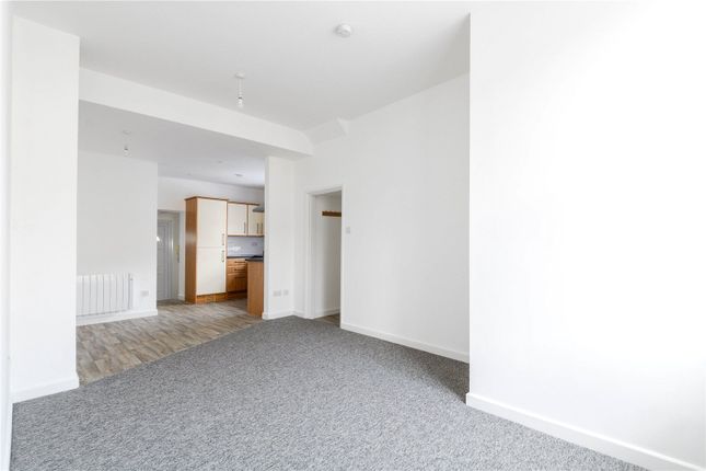 Flat 5, 1a, Eton Court, Bristol photo 3