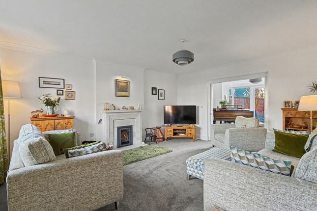 7 Marsh Road, Ambrosden, Oxfordshire photo 3