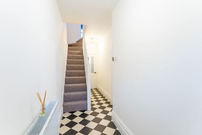 26, Union Road East, Abergavenny photo 4