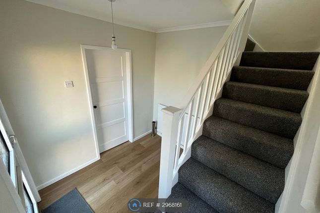 Lawson Avenue, Stanground, Peterborough photo 2