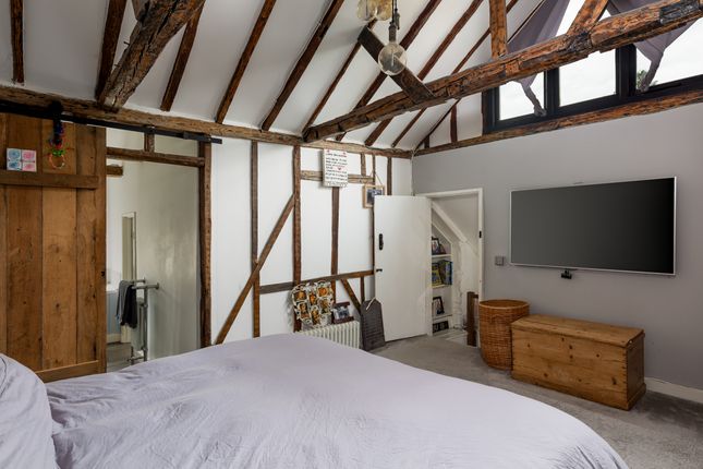 The Hay Loft,, Rosemary Lane, Horley photo 4